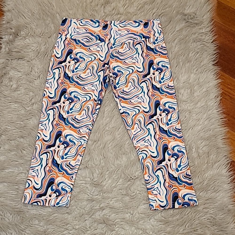 NWOT Sexy basics womens soft blue, orange white and‎ black design capris